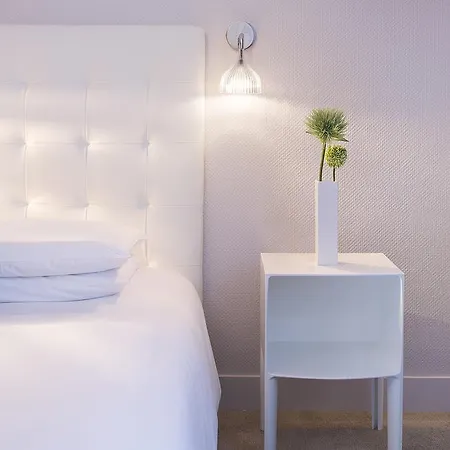 Escale Oceania Hotel 3*